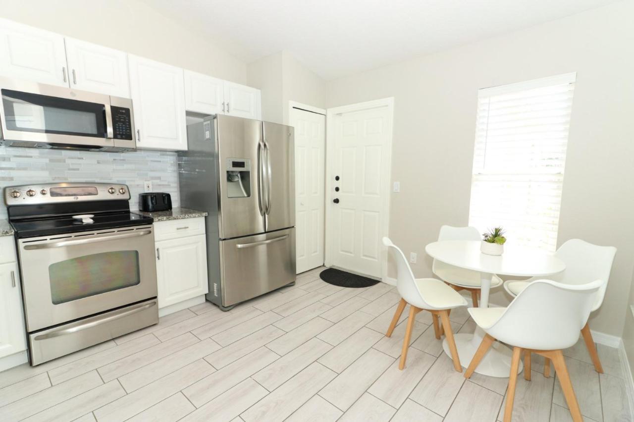אורלנדו Lilys Stylish Villa Close To Disney Ideal For Long Stays מראה חיצוני תמונה
